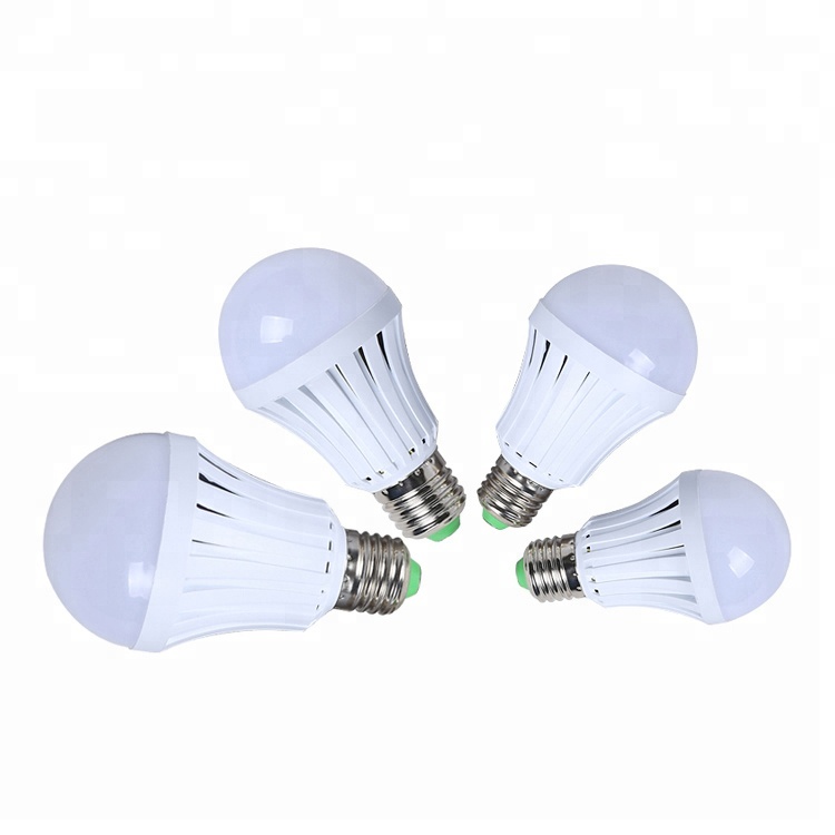 Lampadina E27 a risparmio energetico Lampada di emergenza a LED ricaricabile per la casa